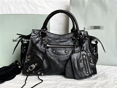 replica designer clothes china free shipping|wholesale china replica bags.